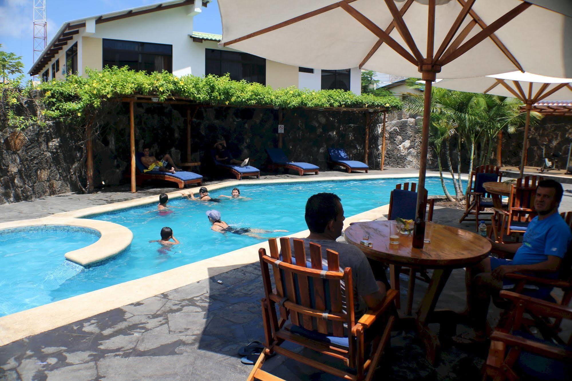 Hotel Ninfa Puerto Ayora  Ngoại thất bức ảnh